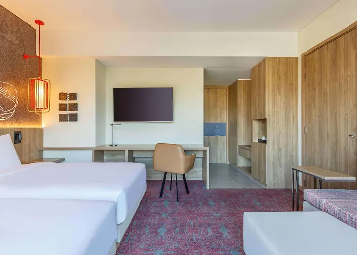 Hyatt Centric Soalteemode 5*