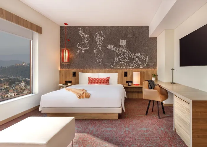 Hyatt Centric Soalteemode Hotel 5*