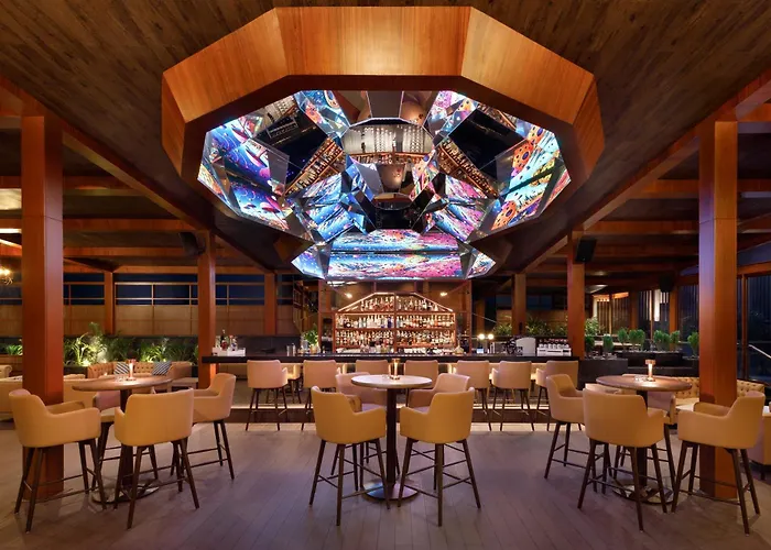 Hyatt Centric Soalteemode 5*