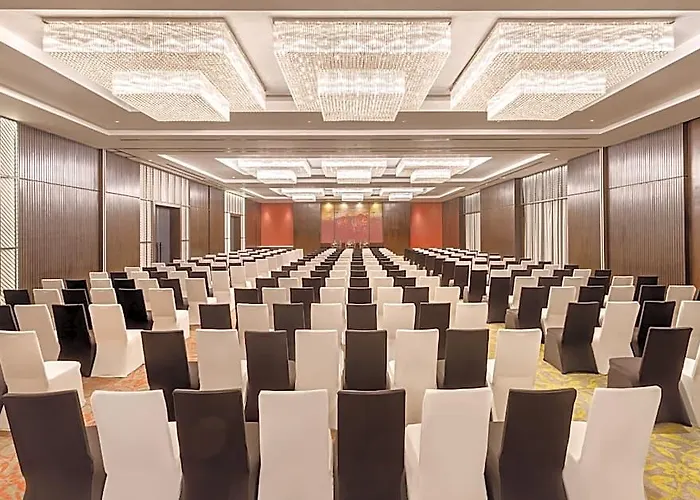 Hyatt Centric Soalteemode 5*